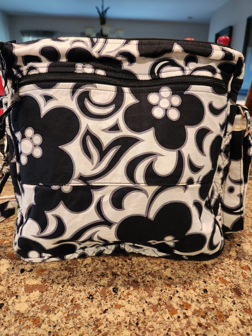 Vera Bradley Black & White Quilted Crossbody Messenger Bag | Adjustable Strap